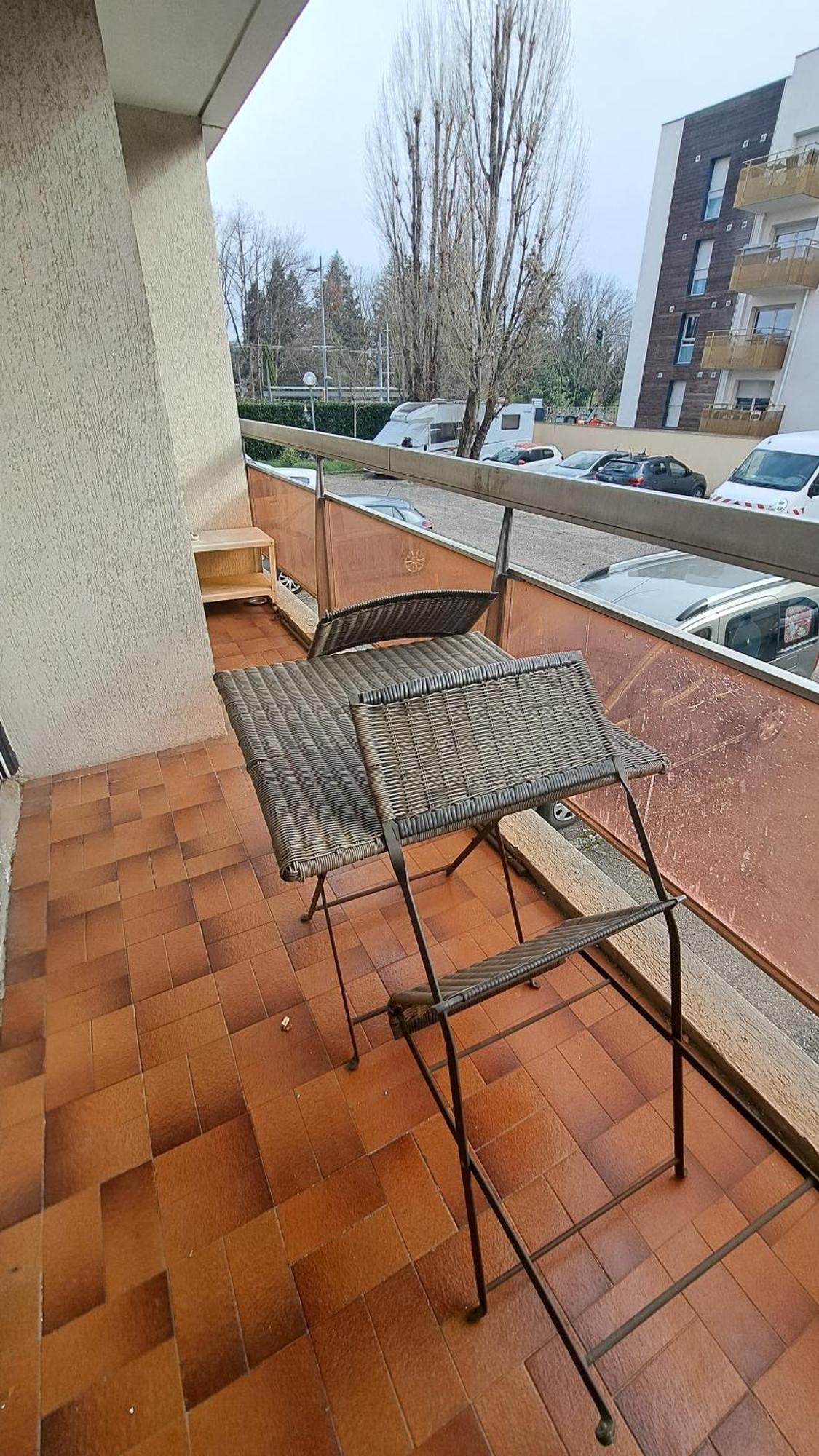 Studio Cosy 33 M² Limite Lyon. Parking Privatif. Bron Exterior foto